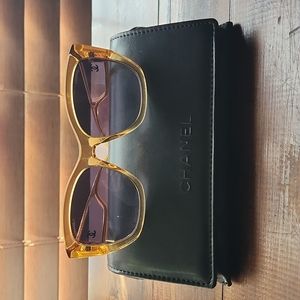 CHANEL sunglasses